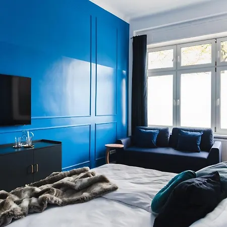 165m2 Downtown Family 5br, 3bath, Kids Room, 11min Alexanderplatz * Berlín