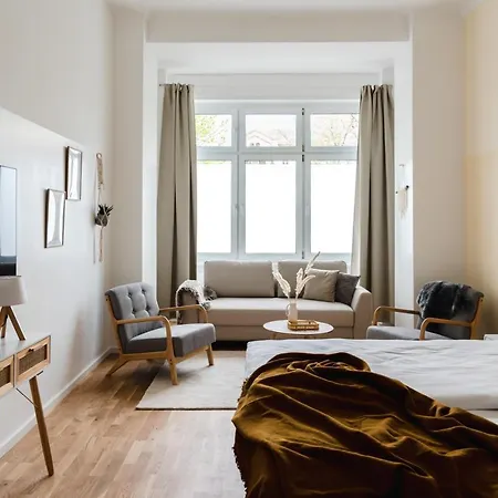 Apartamento 165m2 Downtown Family 5br, 3bath, Kids Room, 11min Alexanderplatz