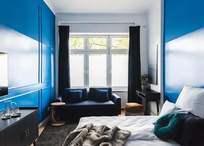 165m2 Downtown Family 5br, 3bath, Kids Room, 11min Alexanderplatz