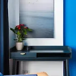 165m2 Downtown Family 5br, 3bath, Kids Room, 11min Alexanderplatz Daire