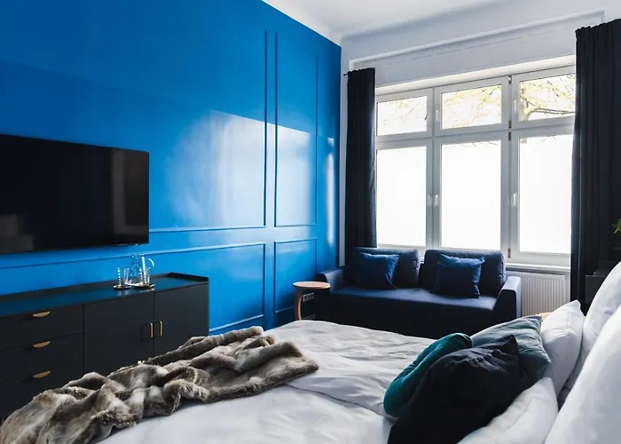 165m2 Downtown Family 5br, 3bath, Kids Room, 11min Alexanderplatz * Berlín