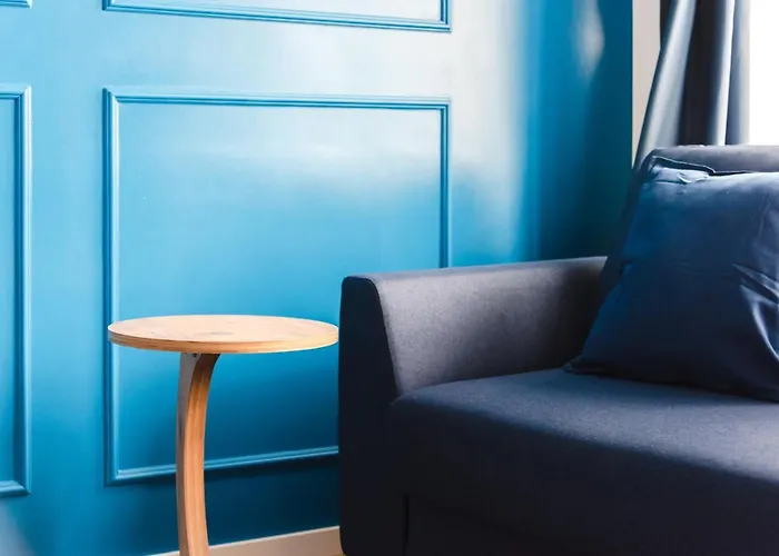 165m2 Downtown Family 5br, 3bath, Kids Room, 11min Alexanderplatz * Berlín