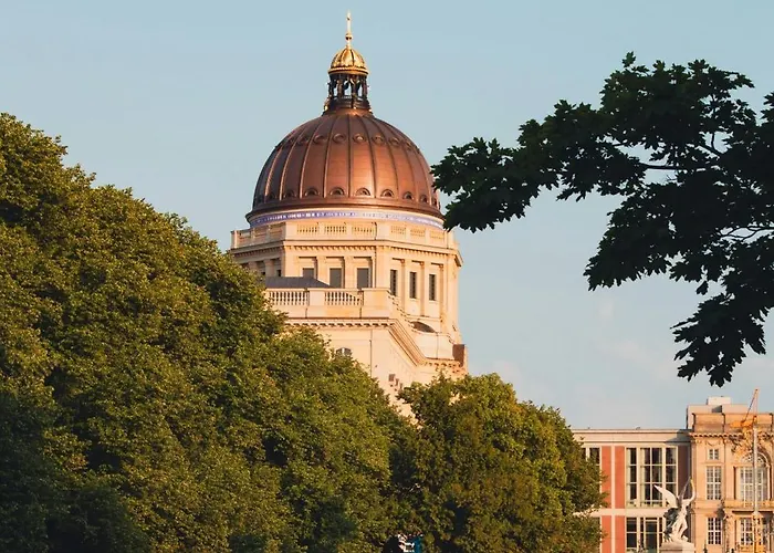 165m2 Downtown Family 5br, 3bath, Kids Room, 11min Alexanderplatz Apartman *